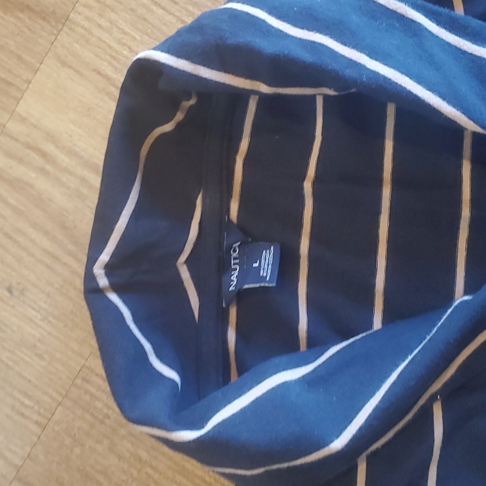Nautica 3/4 sleeve top - Picture 3 of 7